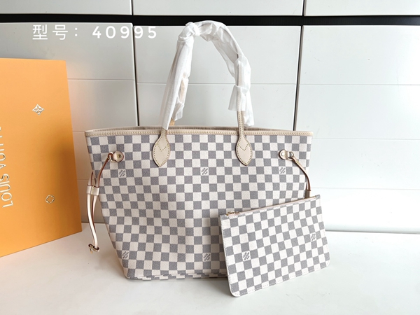 ルイヴィトンバッグ側面デザイン